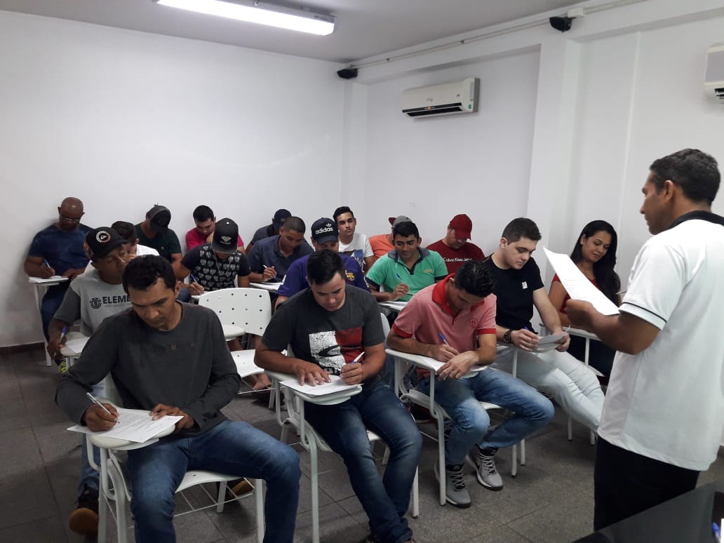 FRIGORÍFICO ASTRA REALIZA CURSO DE FORMAÇÃO DE COLABORADORES